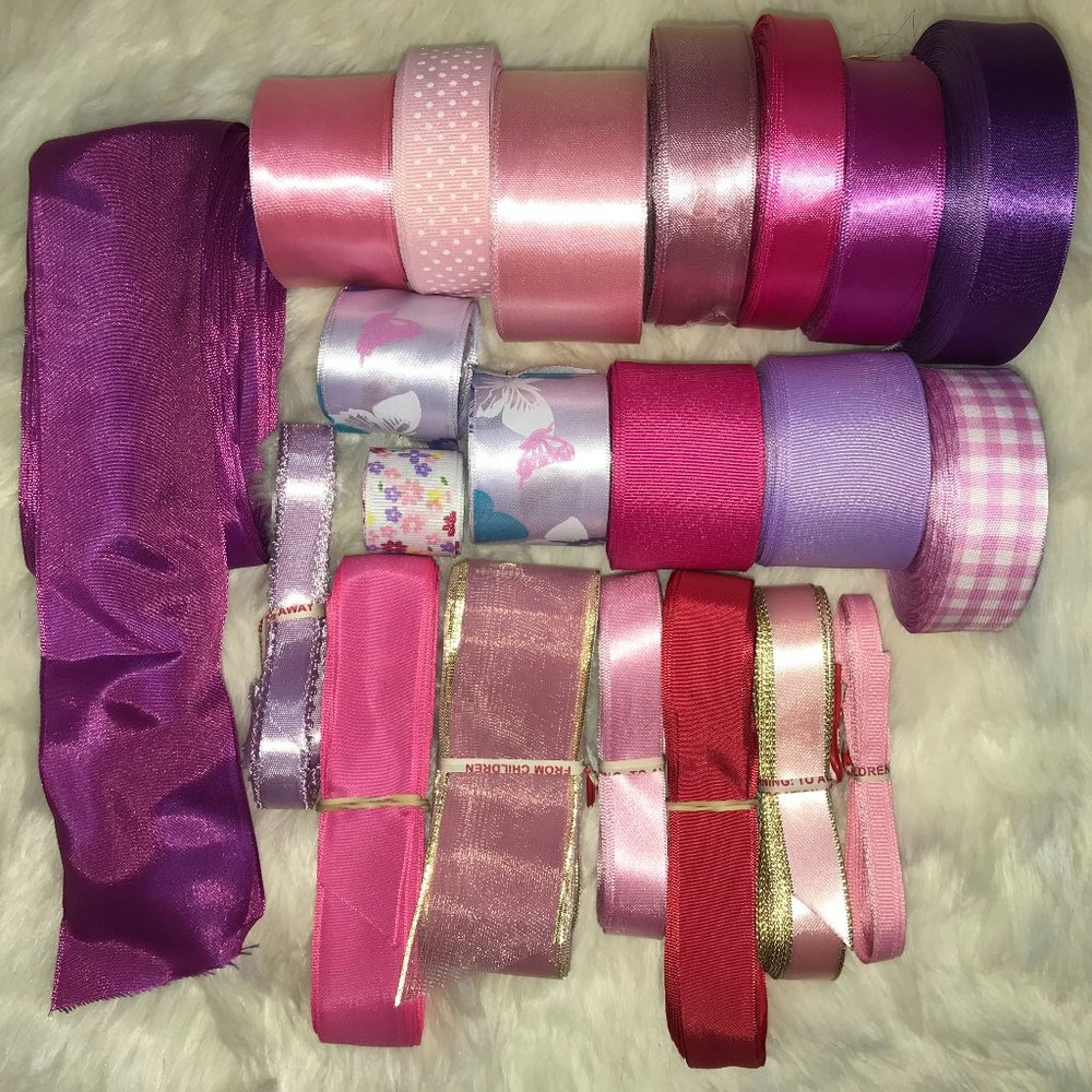 Lot of ribbon in pink and purple